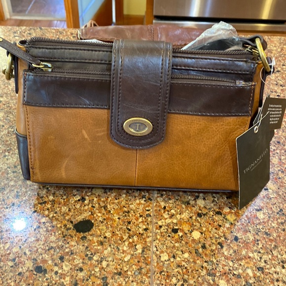 Tignanello Handbags - NWT TIGNANELLO CONVERTIBLE LEATHER BAG